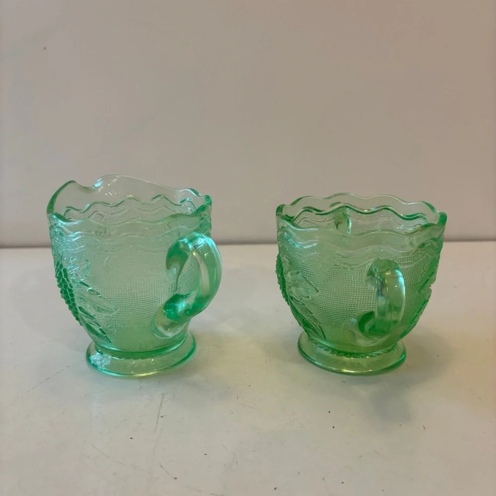 Vintage Green Westmoreland Grape Pattern Uranium Glass Creamer/ Sugar set